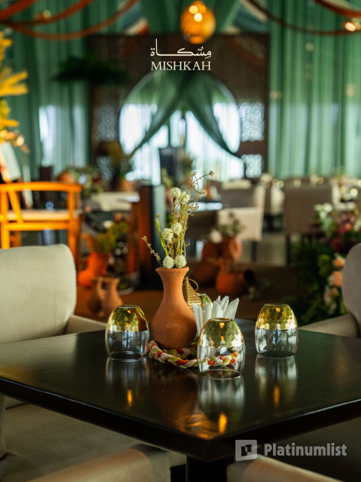 3xv0j1 استديو الصور :جدة في الفنانة سلطانة والفنان محمد الاهدل في ليالي مشكاة للعيد في جدة