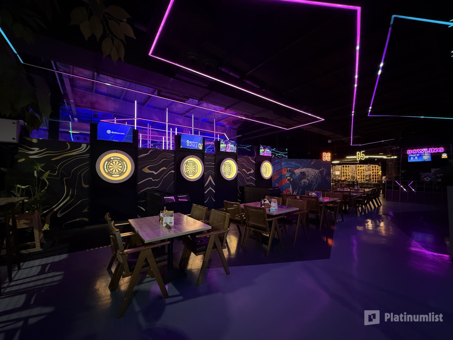 3rwmjg استديو الصور :دبي في مركز لوكو بير للترفيه