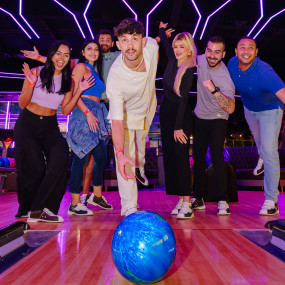 3bjrep استديو الصور :دبي في مركز لوكو بير للترفيه