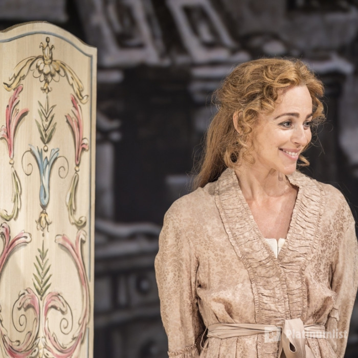 Grace Pervades' Play in London in London : Galerie de photos n0vbdw