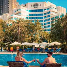 nkex0w استديو الصور :دبي في Pool & Beach Day Pass Access – Sheraton Jumeirah Beach Resort
