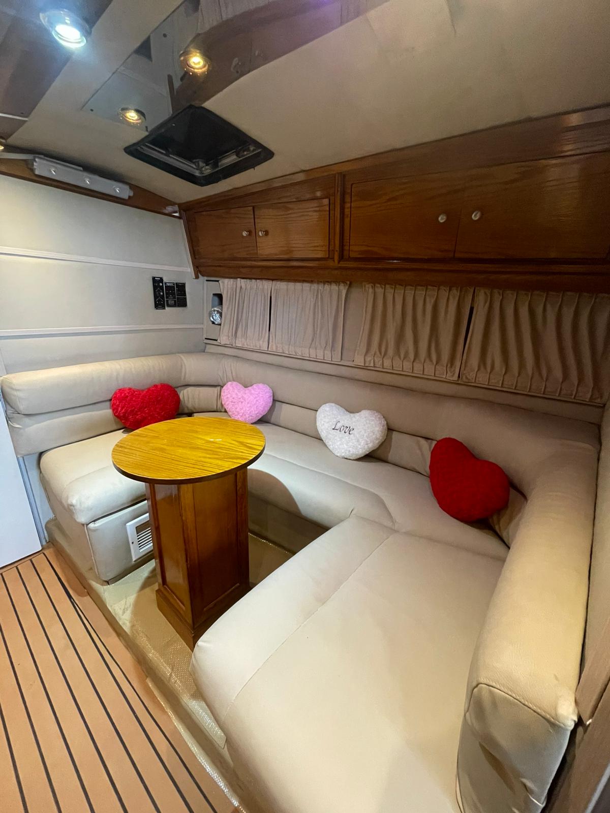 Photo from VIP Yacht Lounge with Cabin in Manama: Gallery Photo 3bjr2m