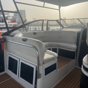 n0vbew استديو الصور :المنامة في VIP Yacht (City Tour Fun)