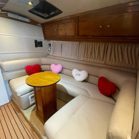 38y9qj استديو الصور :المنامة في VIP Yacht (City Tour Fun)