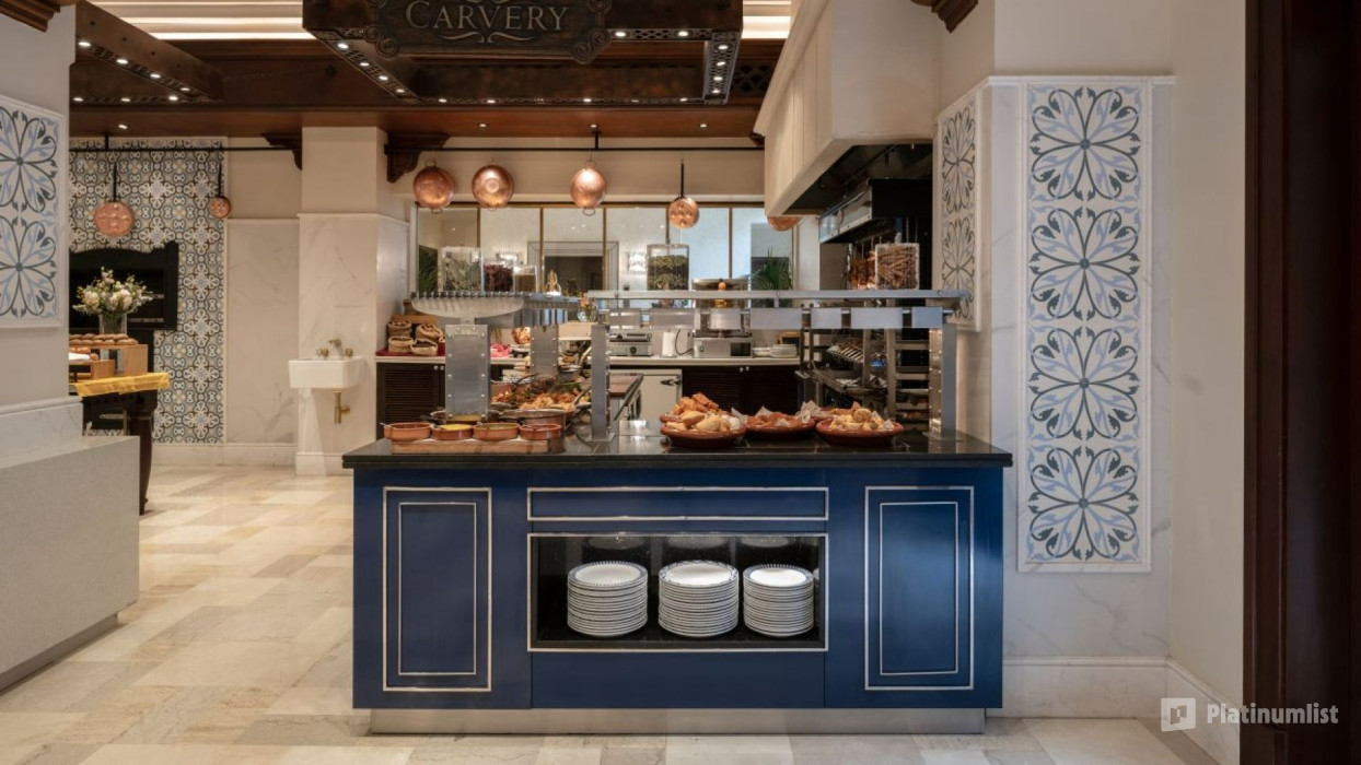 Breakfast Buffet at Rotisserie in Dubai: Gallery Photo zw6wjb