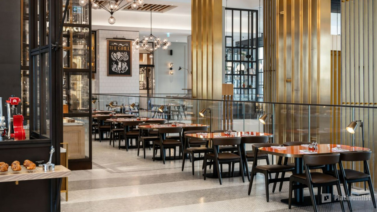 Luxury Breakfast Buffet at Gastronomy Atlantis The Royal in Dubai: Gallery Photo n15boj