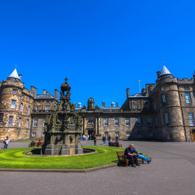 Palace of Holyroodhouse Entry Tickets in Edinburgh: Gallery Photo 3xve18