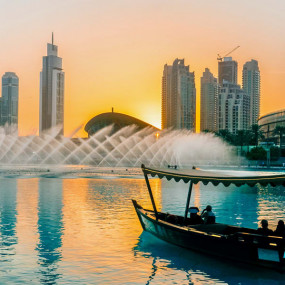 The Dubai Fountain Lake Ride в Дубай: Галерея фото zm0yy6