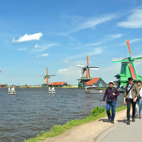 Zaanse Schans Windmills: Half-Day Guided Tour + Transport in Amsterdam : Galerie de photos 3rwme5
