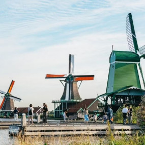 Zaanse Schans, Edam, Volendam & Marken: Half-Day Guided Tour в Амстердам: Галерея фото 3bjx8p