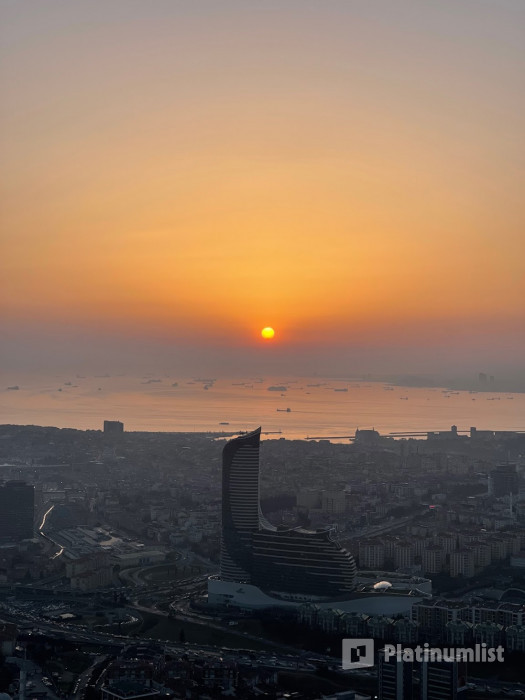 Istanbul: Emaar Skyview Observation Deck in Istanbul: Gallery Photo zv69vb