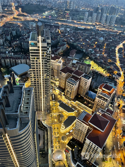 Istanbul: Emaar Skyview Observation Deck in Istanbul: Gallery Photo zg46qy