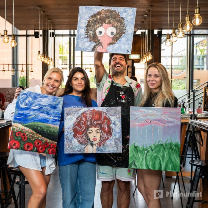 Paint & Grape in Dubai: Gallery Photo 35y1k4 Paint & Grape in Dubai: Gallery Photo 35y1k4