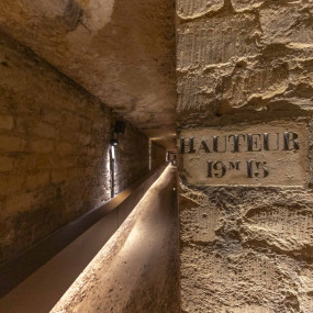 Photo from Catacombs of Paris: Entry Ticket + Audio Guide in باريس: Gallery Photo zg4671