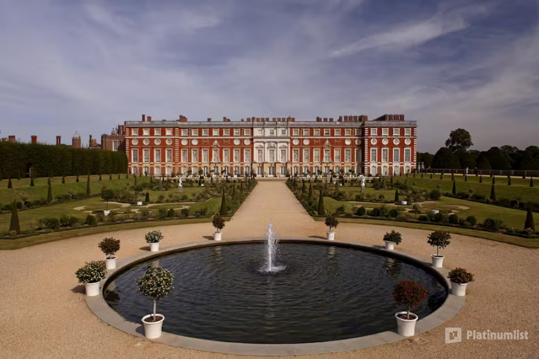 Hampton Court Palace, Gardens & Maze: Entry Ticket in London: Gallery Photo nke99q Hampton Court Palace, Gardens & Maze: Entry Ticket in London: Gallery Photo nke99q