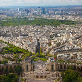 Photo from Eiffel Tower: 2nd Floor Access by Stairs in Paris: Gallery Photo 34j25g