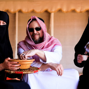 Photo from Overnight Red Dune Desert Safari with Dune Bashing, BBQ & Breakfast in Dubai: Gallery Photo 38yem6