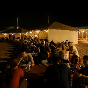 Photo from Overnight Red Dune Desert Safari with Dune Bashing, BBQ & Breakfast in Dubai: Gallery Photo zv6p50