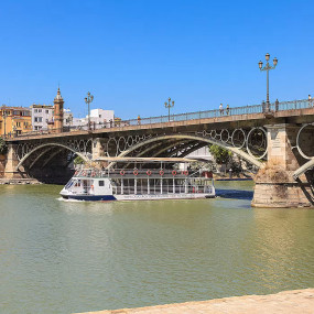 Фотография с Seville: Sightseeing Cruise from Torre Del Oro в Seville: Галерея фото nkejvx