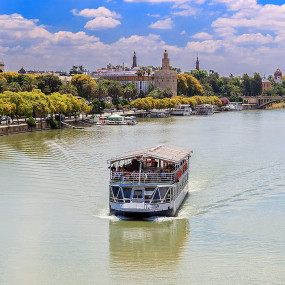 Фотография с Seville: Sightseeing Cruise from Torre Del Oro в Seville: Галерея фото 35ywp1