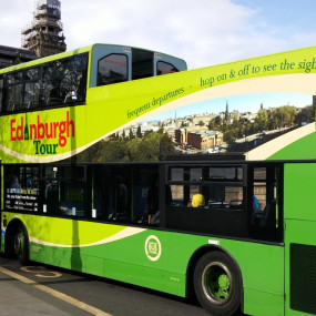 Hop on Hop off Edinburgh Bus Tours in Edinburgh: Gallery Photo zv6b80