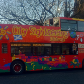 Hop on Hop off Edinburgh Bus Tours in Edinburgh: Gallery Photo 38yg29