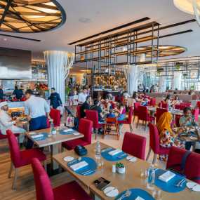 Photo from Brunchtopia Family Brunch in Marriott Marquis Dubai Creek in Dubai: Gallery Photo zw6bwb