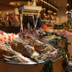 Photo from Nautiluna Seafood Night Brunch in Marriott Marquis Dubai Creek in Dubai: Gallery Photo 3pjm5e