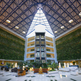 Photo from إقامة 4 نجوم في ميركيور جراند جبل حفيت in أبوظبي: Gallery Photo zwj0k3