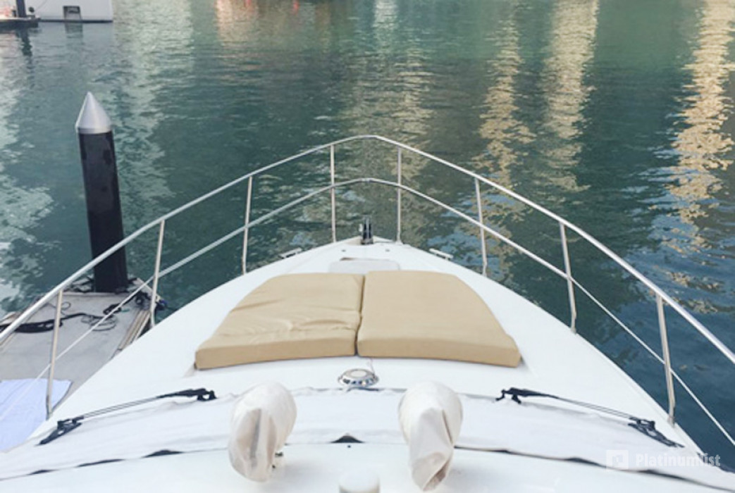 3jbmjz استديو الصور :دبي في رحلة اليخوت - مرسى دبي