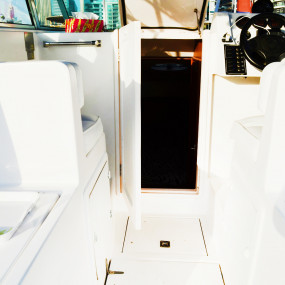 Photo from Yacht Trip - Dubai Marina in Dubai: Gallery Photo zmv5wz