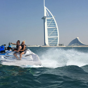 3q4q6n استديو الصور :دبي في تأجير Jet Ski - دبي جميرا 3q4q6n استديو الصور :دبي في تأجير Jet Ski - دبي جميرا