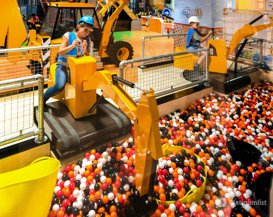 3eqdm3 استديو الصور :دبي في ديغ إت دبي 3eqdm3 استديو الصور :دبي في ديغ إت دبي