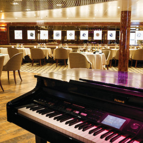 Photo from رحلة بحرية فاخرة في البحر الأحمر in جدة: Gallery Photo 34yob3