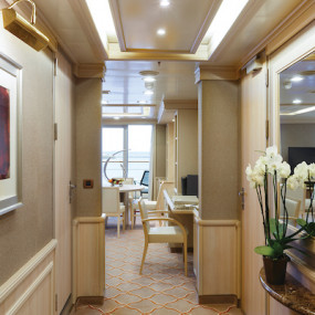 Photo from رحلة بحرية فاخرة في البحر الأحمر in جدة: Gallery Photo 3rxrv3