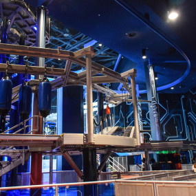 Photo from Warner Bros. World™ Abu Dhabi in Abu Dhabi: Gallery Photo o3x47z