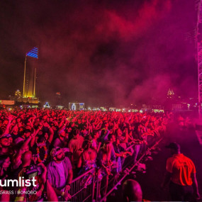 Photo from Groove On the Grass feat. Bonobo in Dubai: Gallery Photo p38y1n