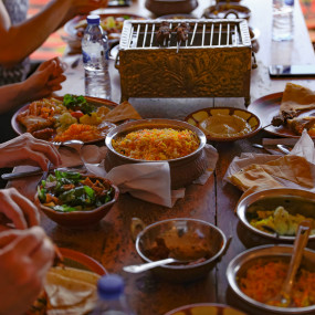 Photo from ريد ديونز من كواد بايك ، ركوب الجمال ، التزلج على الرمال والشواء في مخيم الخيمة in دبي: Gallery Photo 3ywm0z