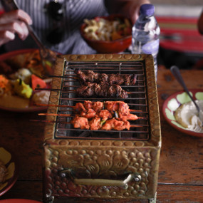 Photo from ريد ديونز من كواد بايك ، ركوب الجمال ، التزلج على الرمال والشواء في مخيم الخيمة in دبي: Gallery Photo n66rwn