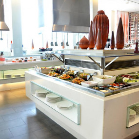 Photo from إقامة 3 نجوم في فندق سنترو جزيرة ياس أبو ظبي in أبوظبي: Gallery Photo 3por0n