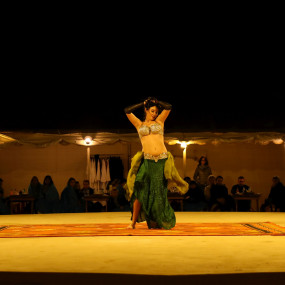 Photo from Overnight Red Dune Desert Safari with Dune Bashing, BBQ & Breakfast in Dubai: Gallery Photo 3r10yz