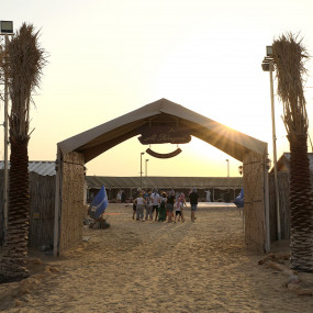 Photo from Overnight Red Dune Desert Safari with Dune Bashing, BBQ & Breakfast in Dubai: Gallery Photo zgw6rn