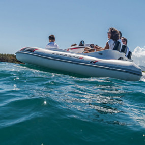 Photo from Abu Dhabi International Boat Show 2018 in Abu Dhabi: Gallery Photo on2kjn