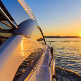 Photo from Abu Dhabi International Boat Show 2018 in Abu Dhabi: Gallery Photo gn0jq3