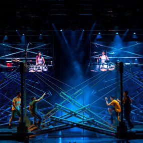 Photo from Dein Perry's Tap Dogs in Riyadh: Gallery Photo zm4e6z