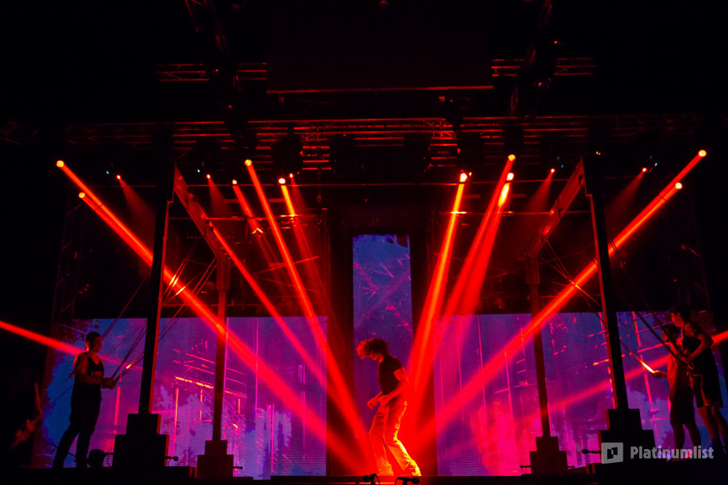 Dein Perry's Tap Dogs в Эр-Рияд: Галерея фото z91y7n