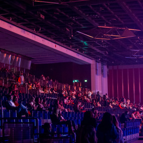 Photo from Нурлан Сабуров «ПРИНЦИПЫ» | Nurlan Saburov «PRINCIPY» - Stand Up Show in Dubai: Gallery Photo zobeb3