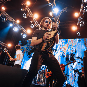 Photo from Old New Year With Grigory Leps & Timati | Старый Новый год с Григорием Лепсом и Тимати in Dubai: Gallery Photo n6d593