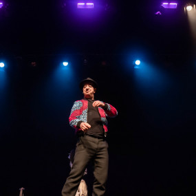 Photo from BOODER is back! at The Theatre, Mall of The Emirates in Dubai: Gallery Photo zv99q3