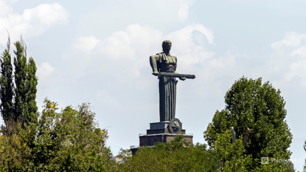 zm9563 استديو الصور :يريفان في Half Day Yerevan City Tour